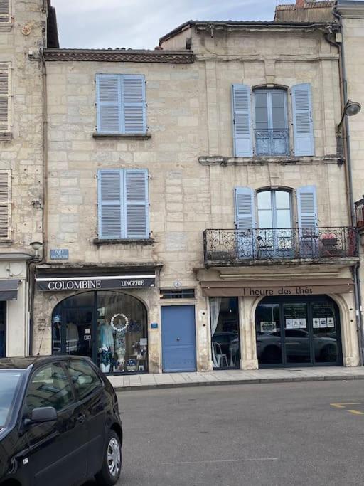 Superbe Duplex Vue Cathedrale Exceptionnelle Apartman Périgueux Kültér fotó